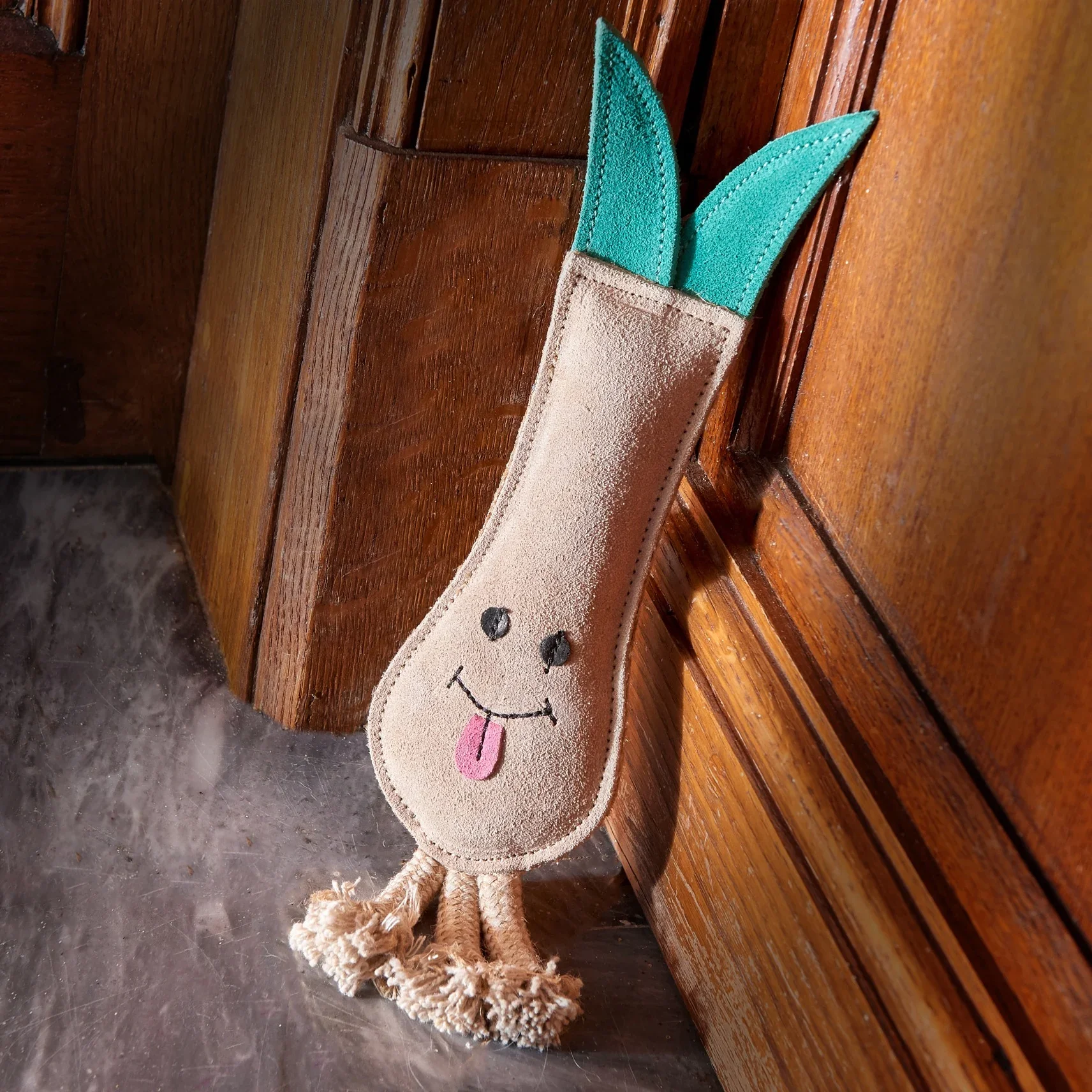 Lenny the Leek, Eco Dog Toy - Image 5